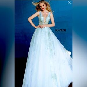 BNWT Jovani 1125 Plunging Neckline Printed Evening Dress Prom Gown(sz8)